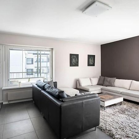Majestic Penthouse With Sauna & High-Speed Wi-Fi And Parking ロヴァニエミ エクステリア 写真